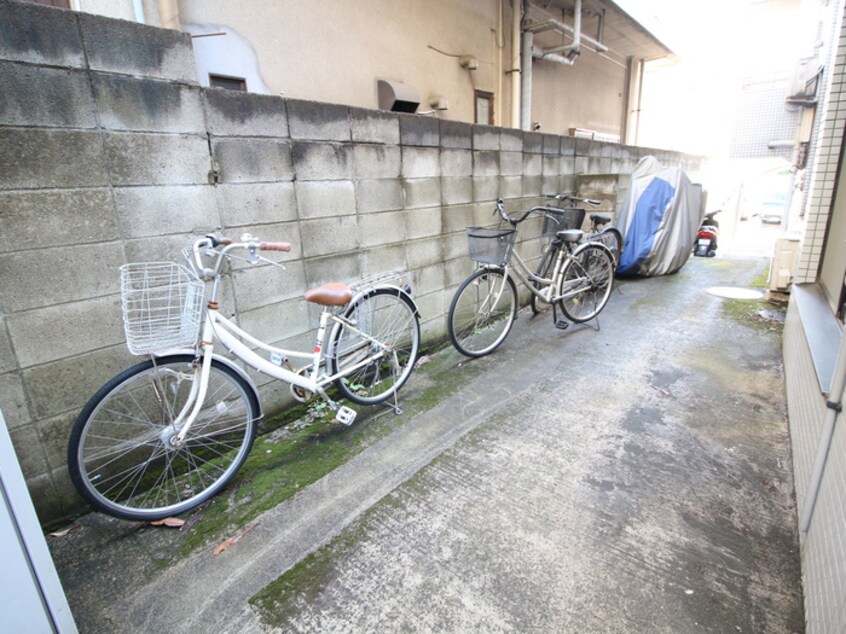 駐輪場 ロイヤルパレス大口