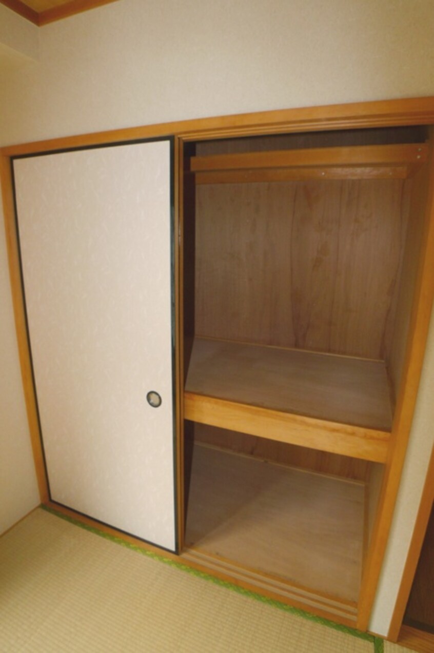 収納 クレイドル本橋