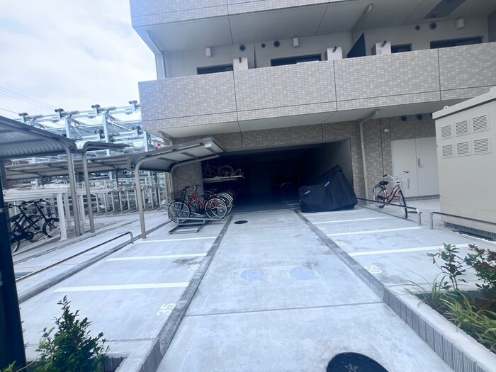 バイク置き場 スアヴィス平塚八千代