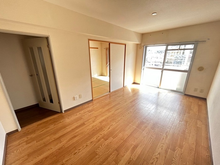 居室 山洋ハイツ