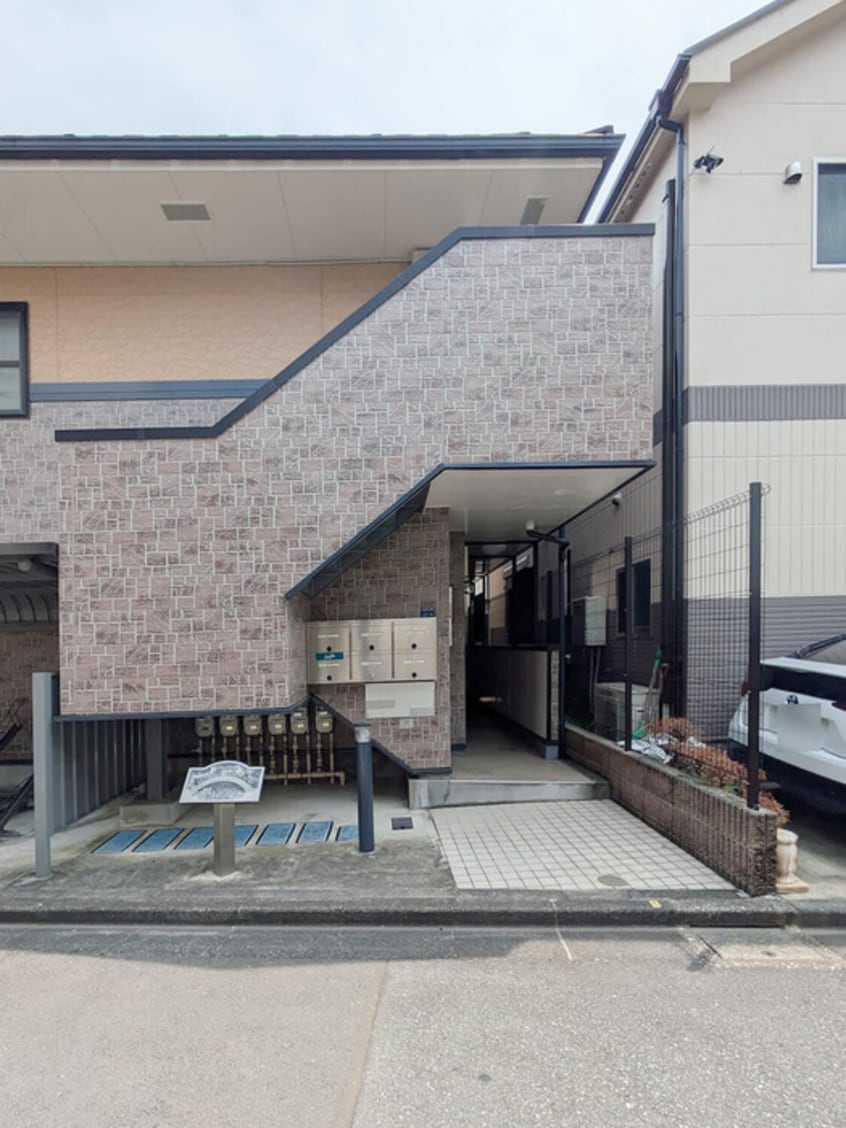 エントランス部分 曙レジデンス