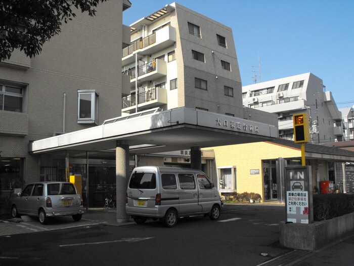 駅(病院)まで200m プランド－ル妙蓮寺Ｂ棟