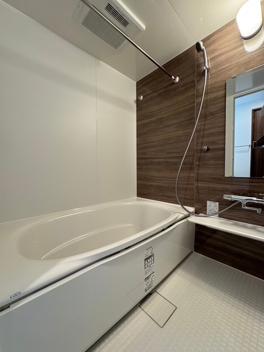 バス／シャワールーム等 ORES