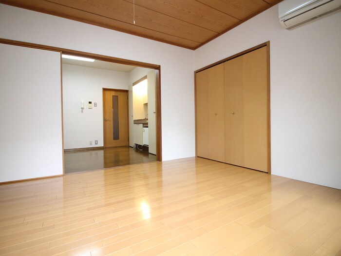 居室 カゼッタ駒