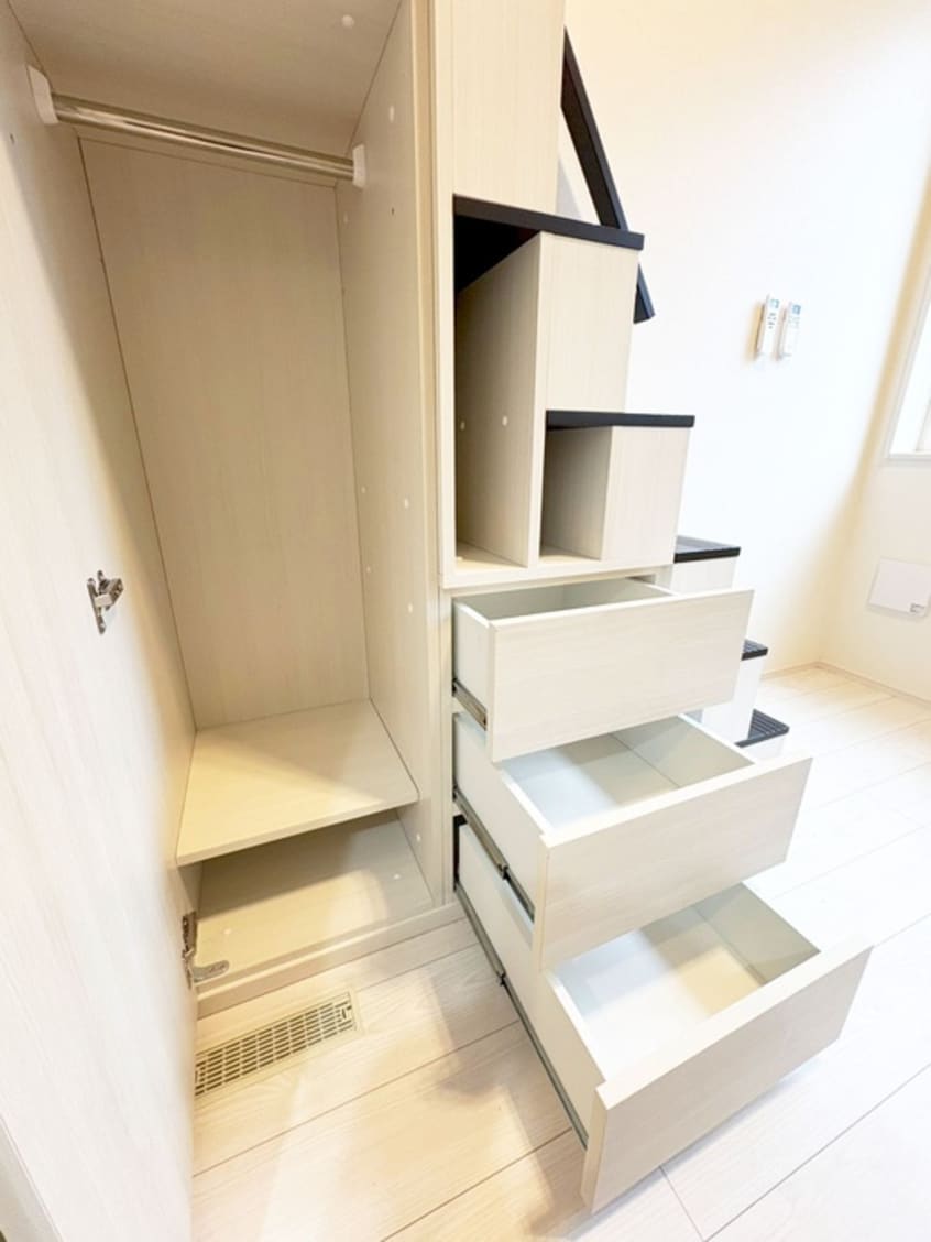 収納 シースカイ平井