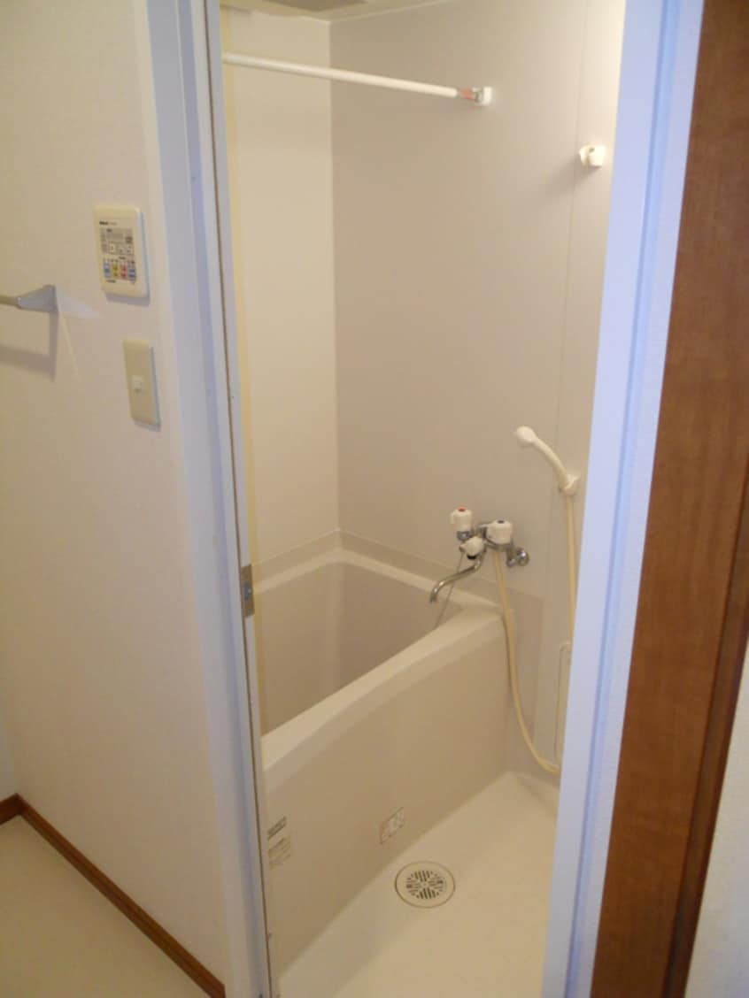 バス／シャワールーム等 ORBITAL8