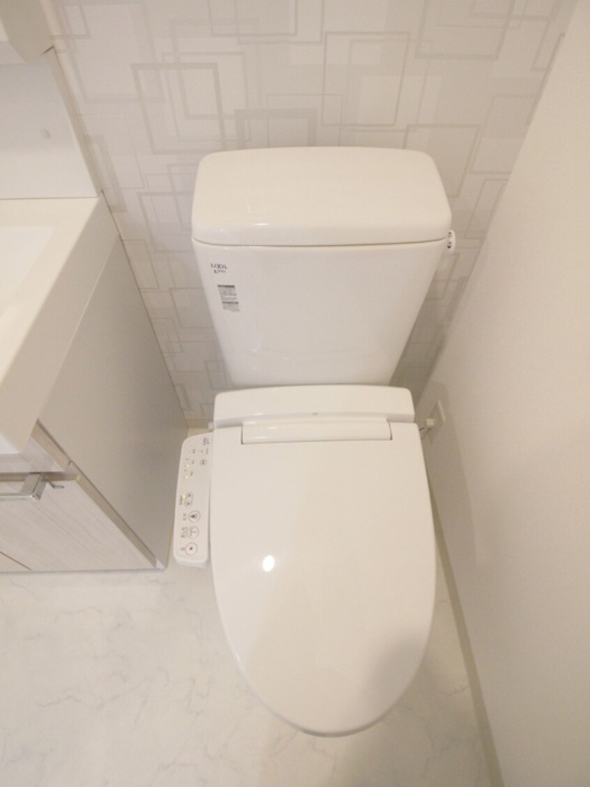 トイレ コンフォリア新宿