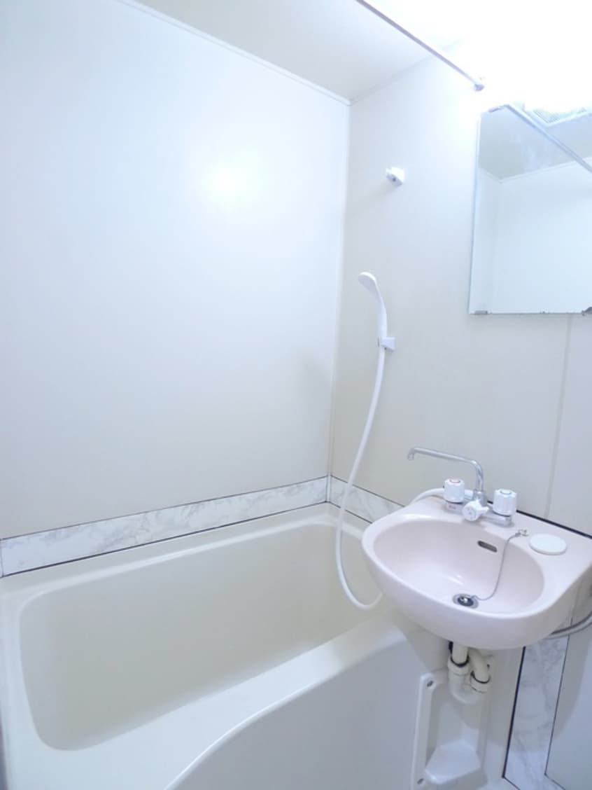 バス／シャワールーム等 レジデンス西浦和