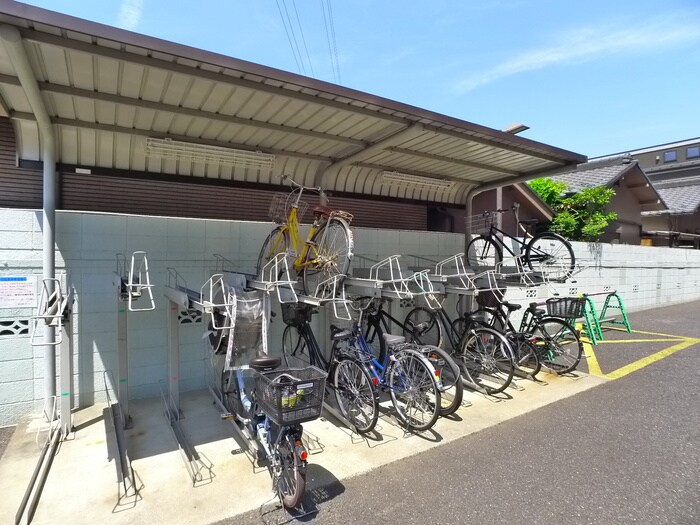 駐輪場 ザ・グランド・アルビオン