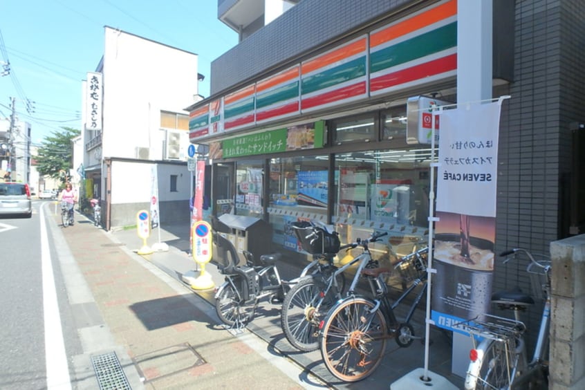 セブンイレブン板橋三丁目店(コンビニ)まで208m ウェルド