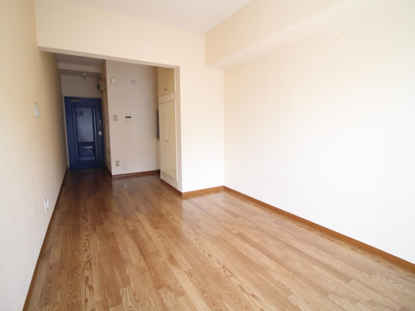 居室 ホワイトハウス湘南