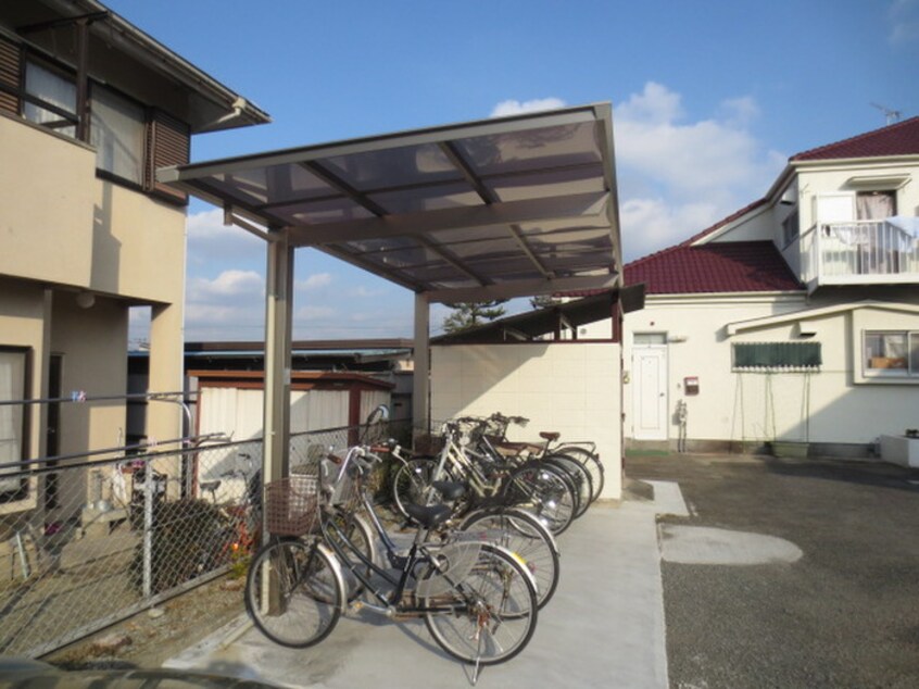 駐輪場 ア－デルホ－ム