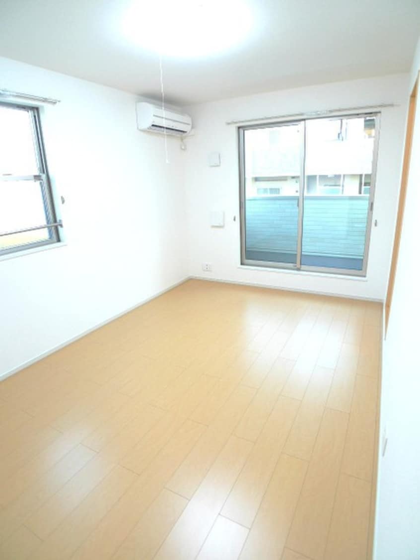 居室 ノイ　ブローテ