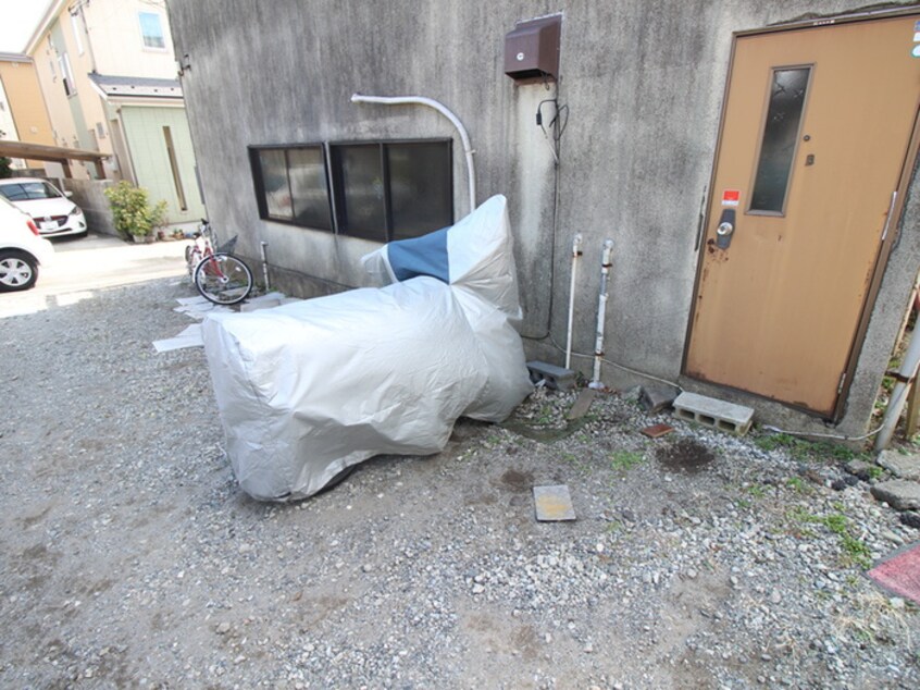 バイク置き場 コーポ信和２