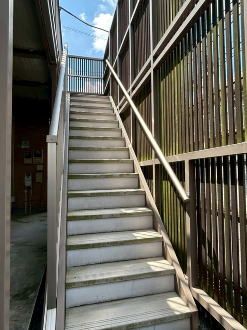 建物設備 シャルム旗の台