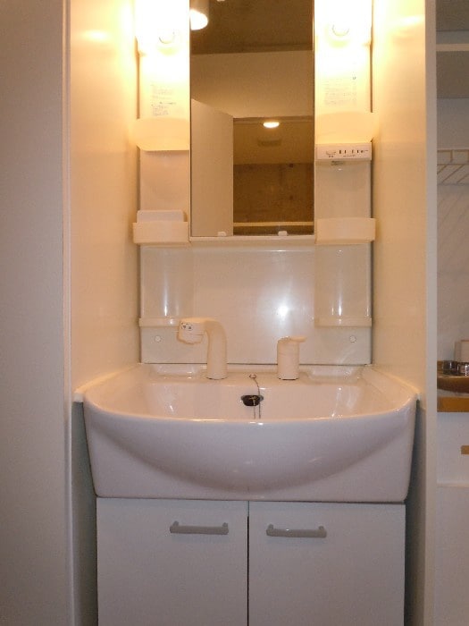 洗面 ル－チェビアンコ