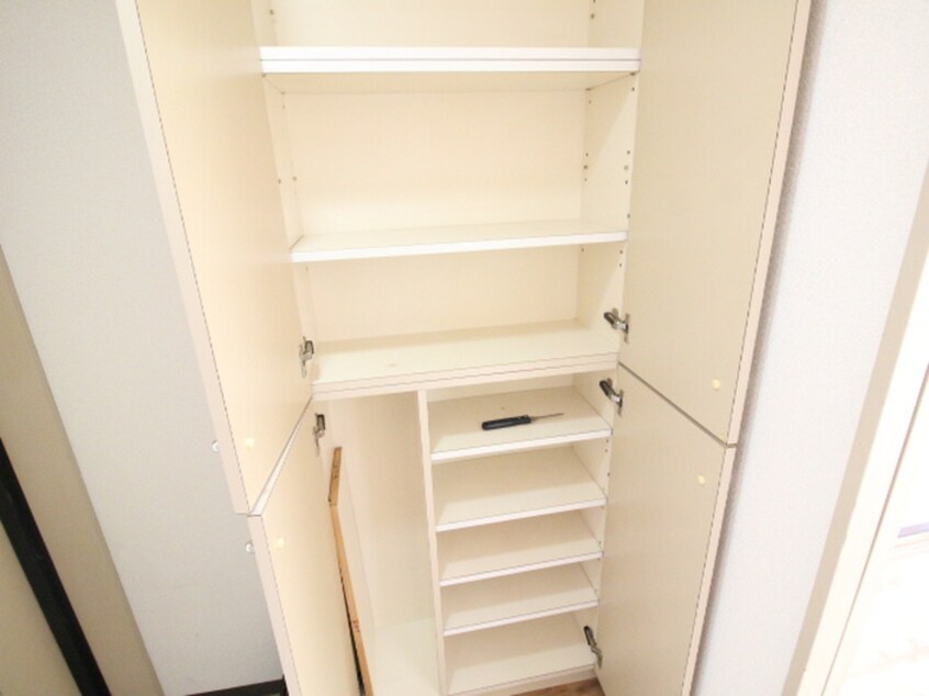 靴箱 クリオ衣笠２番館（３０３）