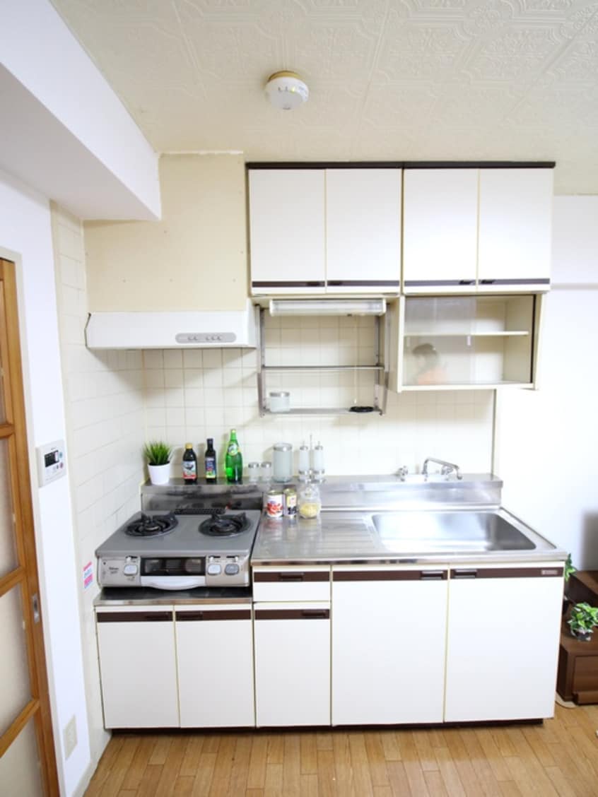 キッチン シオミプラザファ－スト