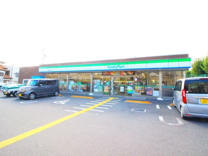 ファミリーマート 塩味朝霞溝沼店(コンビニ)まで235m シオミプラザファ－スト