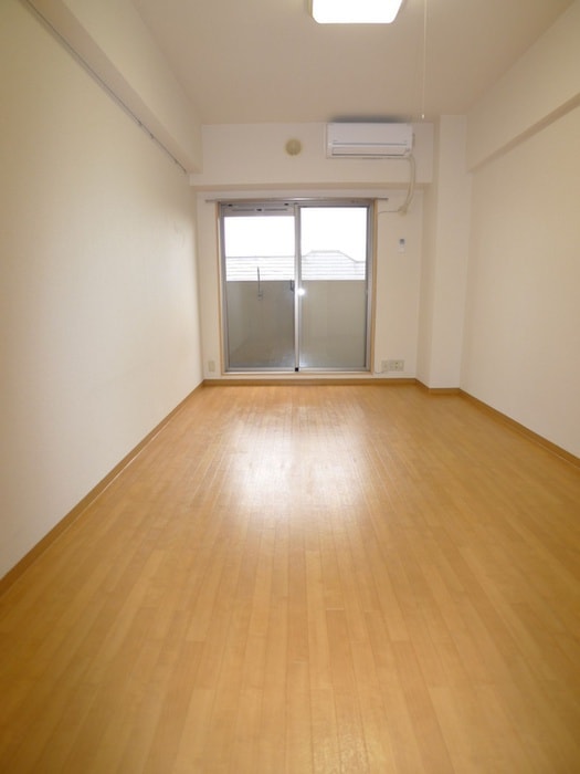 居室 ローズガーデンカスタリア