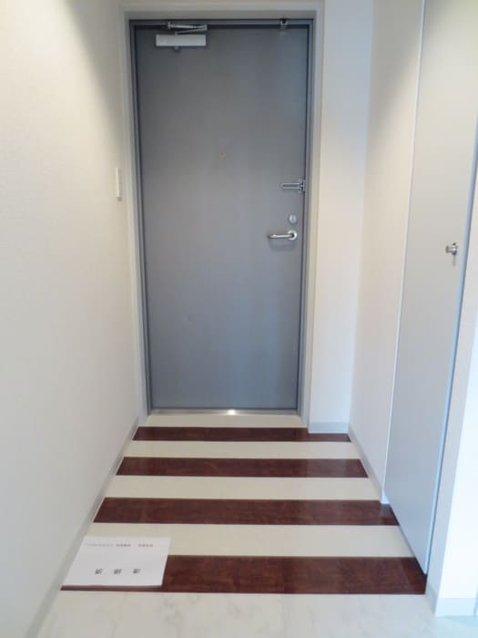 玄関 メゾン・ﾄﾞ・ヴィレ麻布台(403)