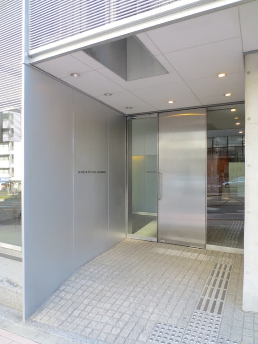 エントランス部分 メゾン・ﾄﾞ・ヴィレ麻布台(403)