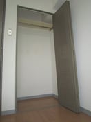 収納 ﾗｲｵﾝｽﾞﾏﾝｼｮﾝ大島第２（１０５）