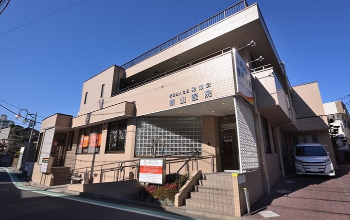 横山医院(病院)まで85m バロール横浜