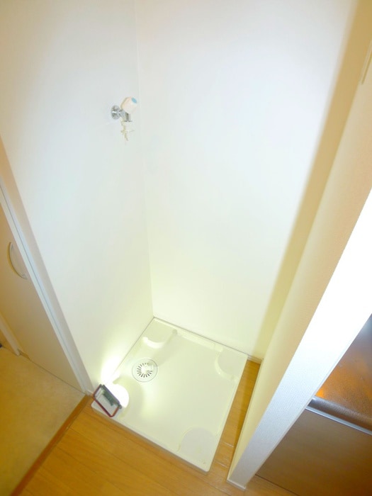 洗濯機置場 リブリ・アイリス・エンサ－タ