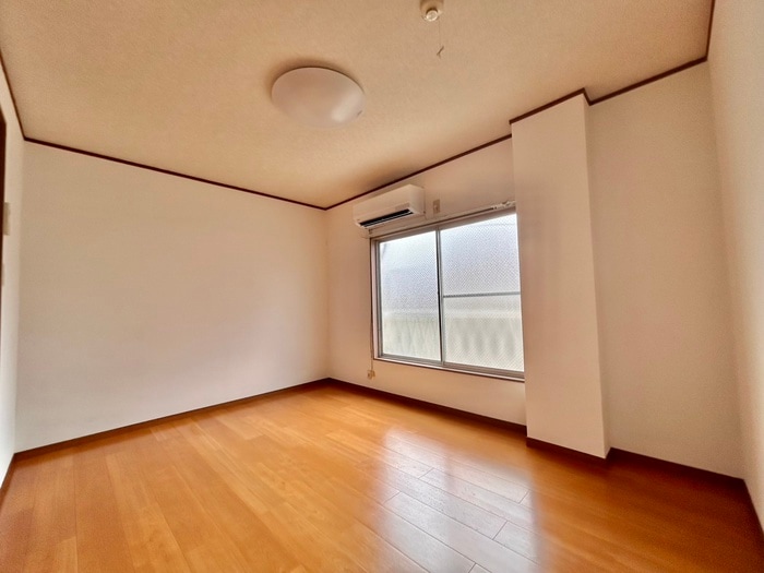 居室 ブラウンハウス