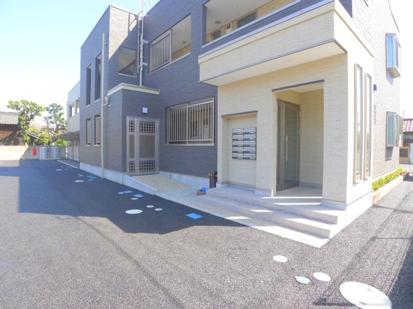 エントランス部分 メルツブル－メ