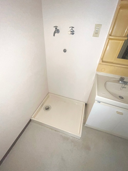 洗濯機置場 マンションコイズミ