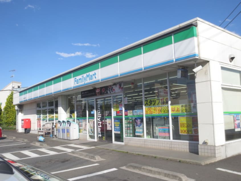 ファミリーマート(コンビニ)まで365m Lill相模原A棟