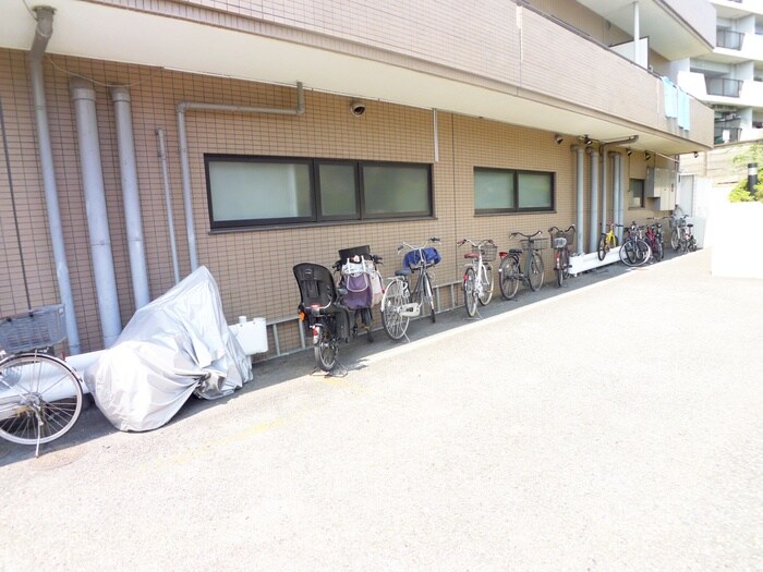 駐輪場 グランドゥール等々力