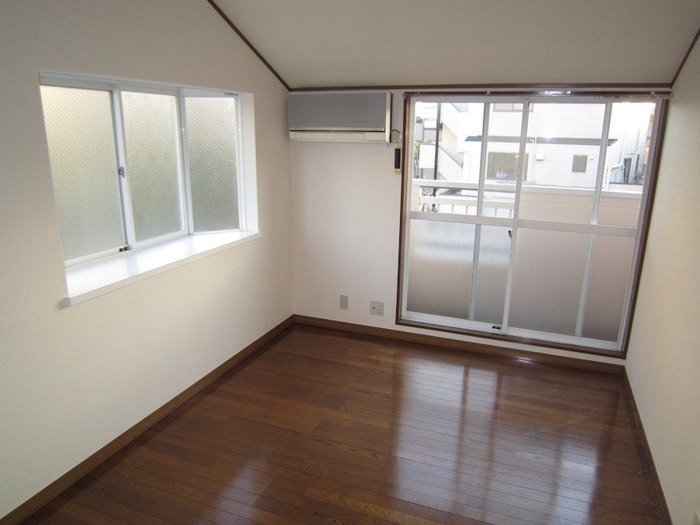 居室 レストハイツ