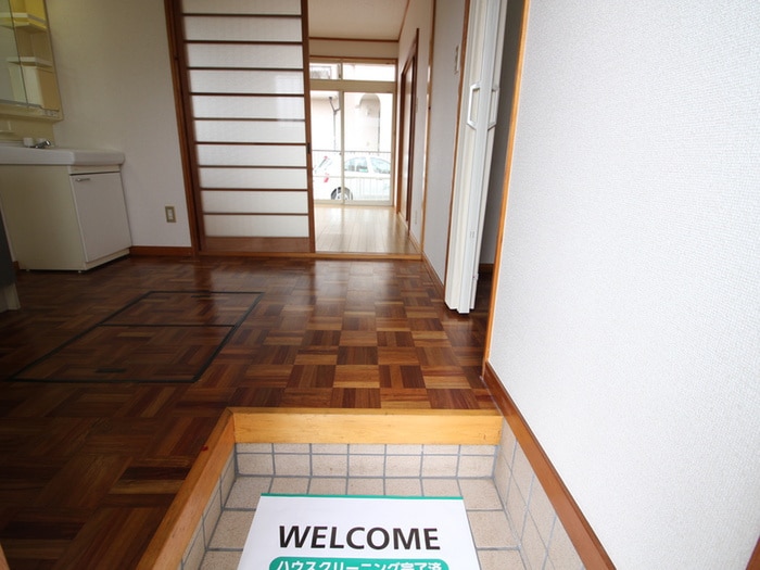 玄関 ｺｽﾓﾛｲﾔﾙ