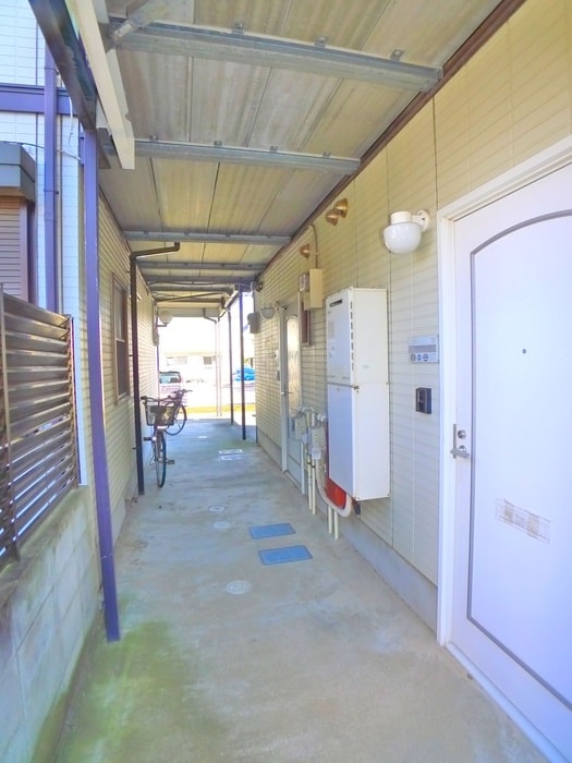 エントランス部分 カ－サ鎌ヶ谷