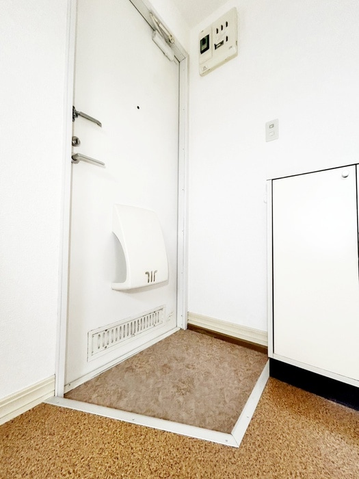 玄関 カ－サ鎌ヶ谷