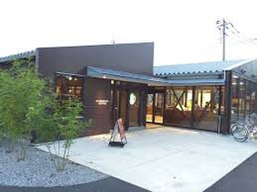 スターバックス(カフェ)まで220m 上尾二ツ宮戸建