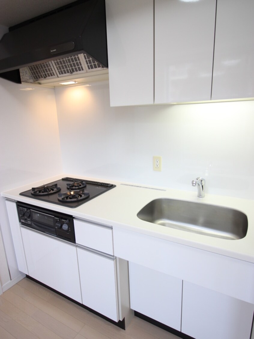 キッチン コンフォリア市谷薬王寺