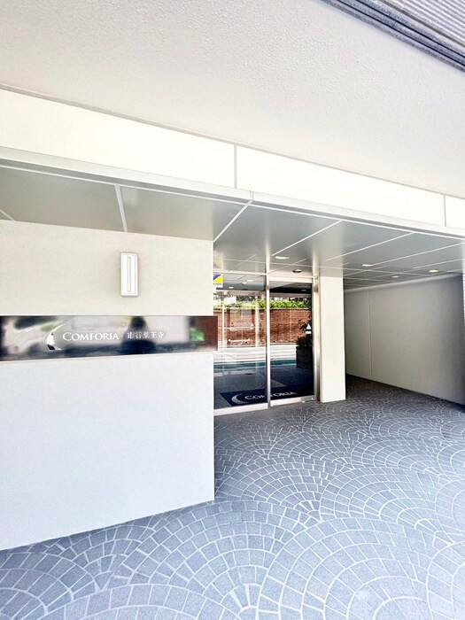 エントランス部分 コンフォリア市谷薬王寺