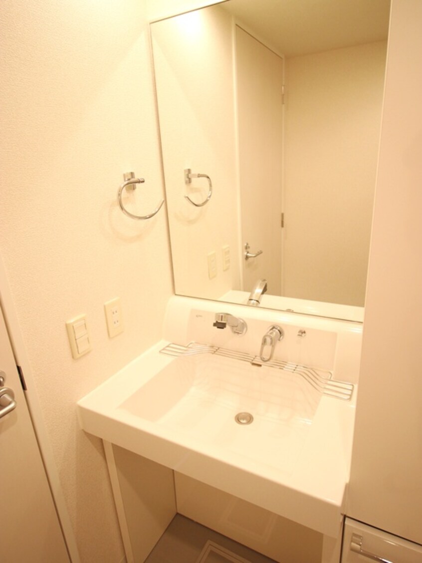 洗面 コンフォリア市谷薬王寺