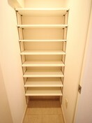 靴箱 コンフォリア市谷薬王寺