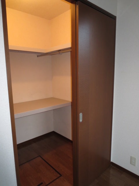 収納 シャルムヴェ－ル