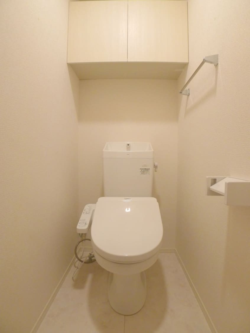 トイレ ラウレア六町