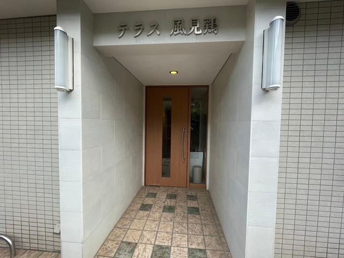 エントランス部分 テラス風見鶏