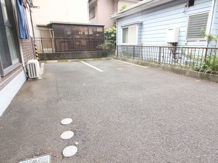 駐車場 セジュ－ル上九沢