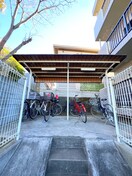 駐輪場 グランパレス本太　東側家屋