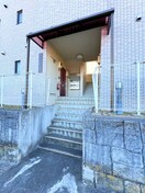 エントランス部分 グランパレス本太　東側家屋