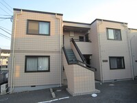 ファミーユレザンA